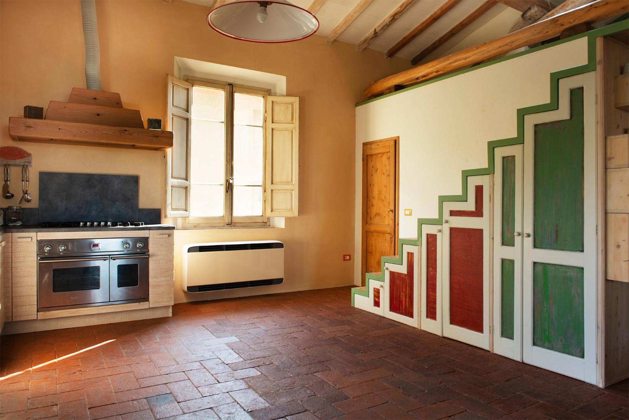 I Magazzini Apartment Marti Luaran gambar